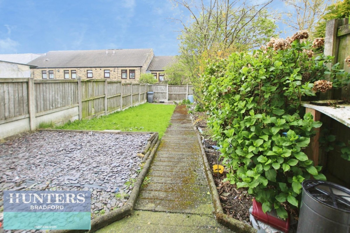 Southmere Crescent Bradford, BD7 3NP