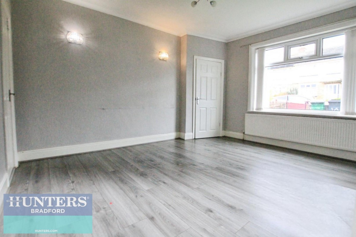 Southmere Crescent Bradford, BD7 3NP