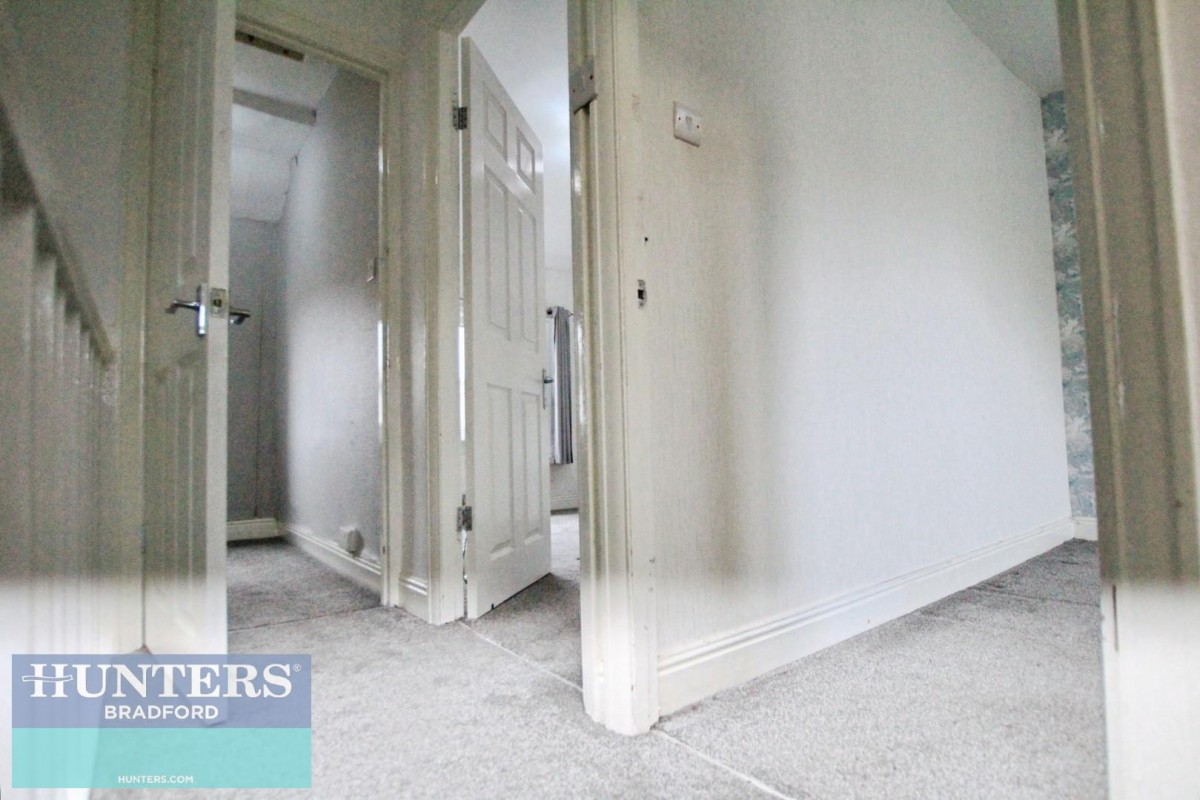 Southmere Crescent Bradford, BD7 3NP