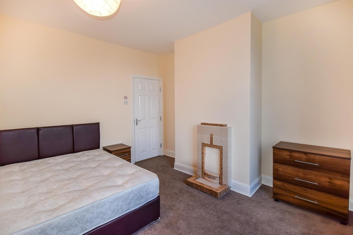 Cutler Heights Lane, Bradford, BD4 9JG