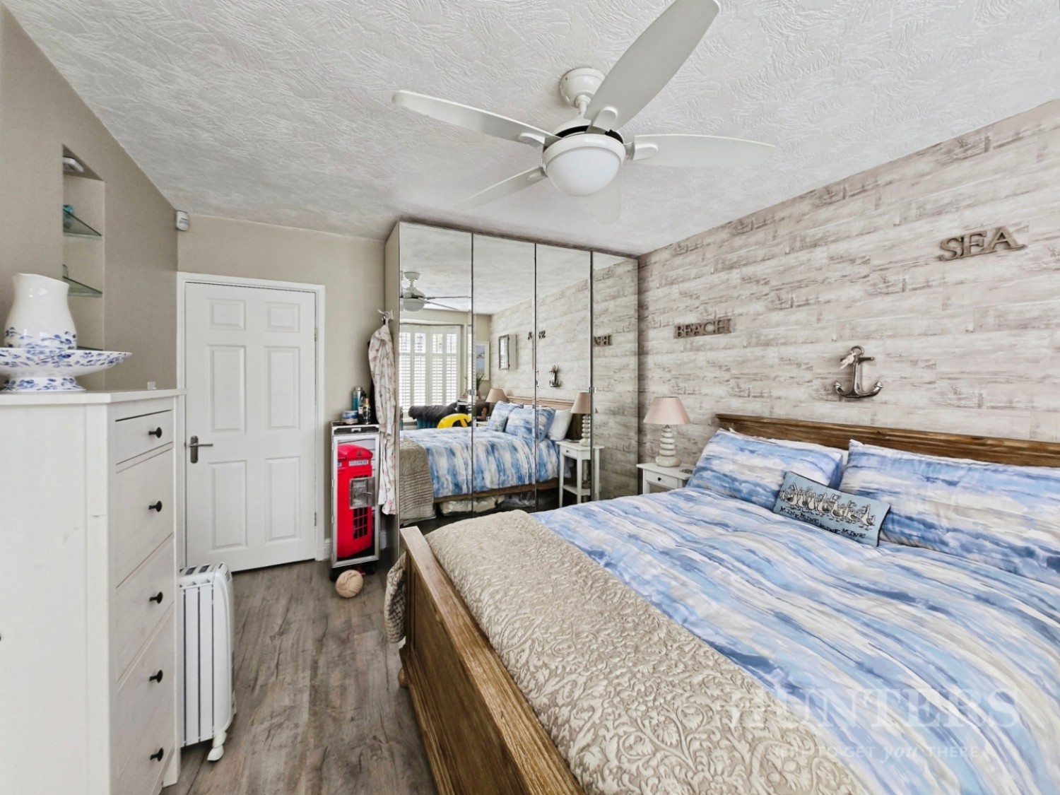 Sandhills, Wallington