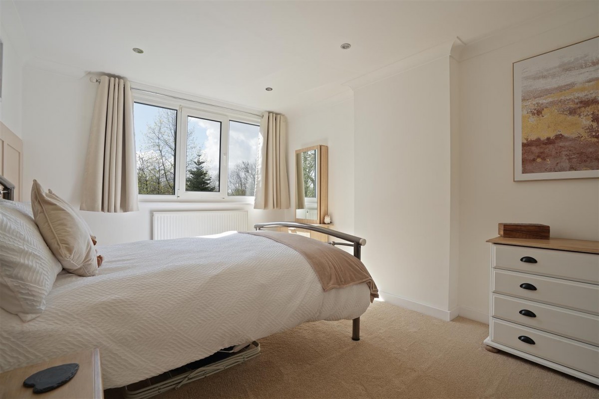 Cinderhill Lane, Norton, Sheffield, S8 8JA