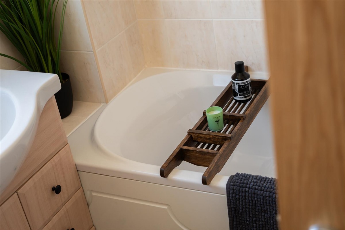 Cinderhill Lane, Norton, Sheffield, S8 8JA