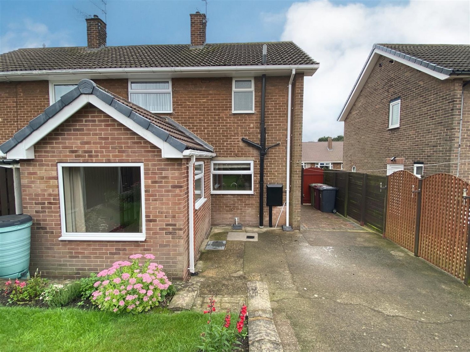 Willow Court, Calow, Chesterfield, Derbyshire