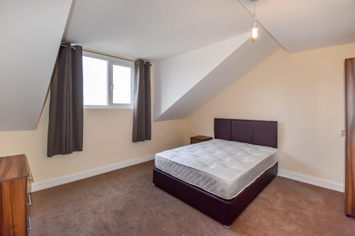 Cutler Heights Lane, Bradford, BD4 9JG