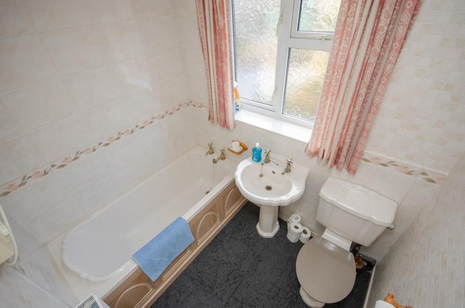 Brook Road, Mangotsfield, Bristol, BS16 9DX