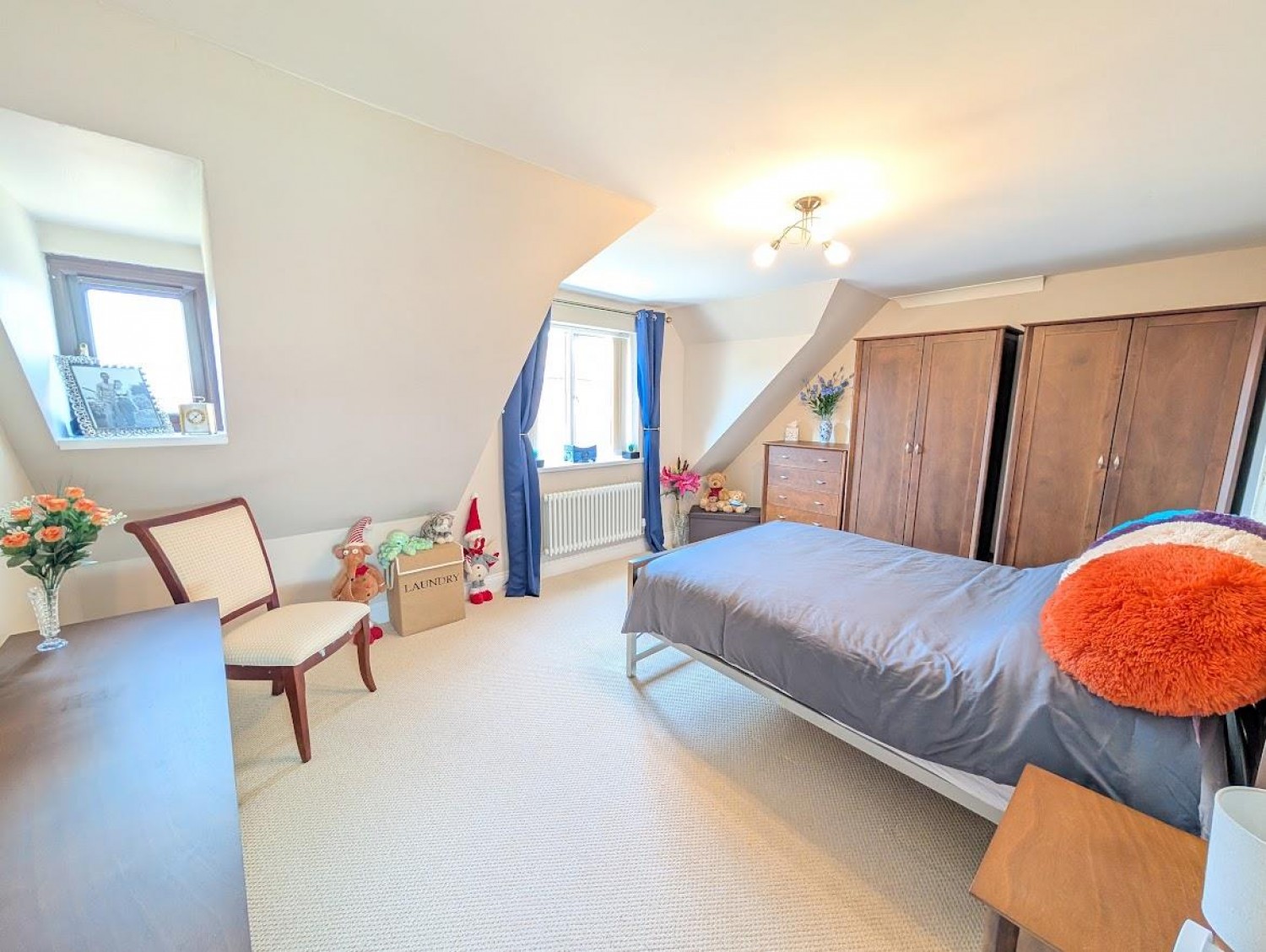 Courville Close, Alveston, Bristol