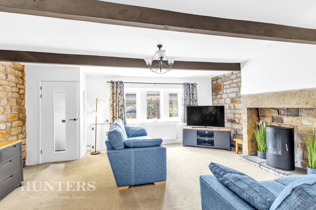 Halifax Road, Littleborough, OL15 0HL