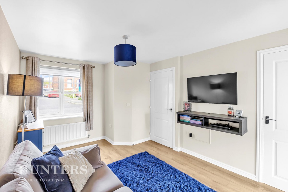 Mayflower Gardens, Wardle, OL12 9DF