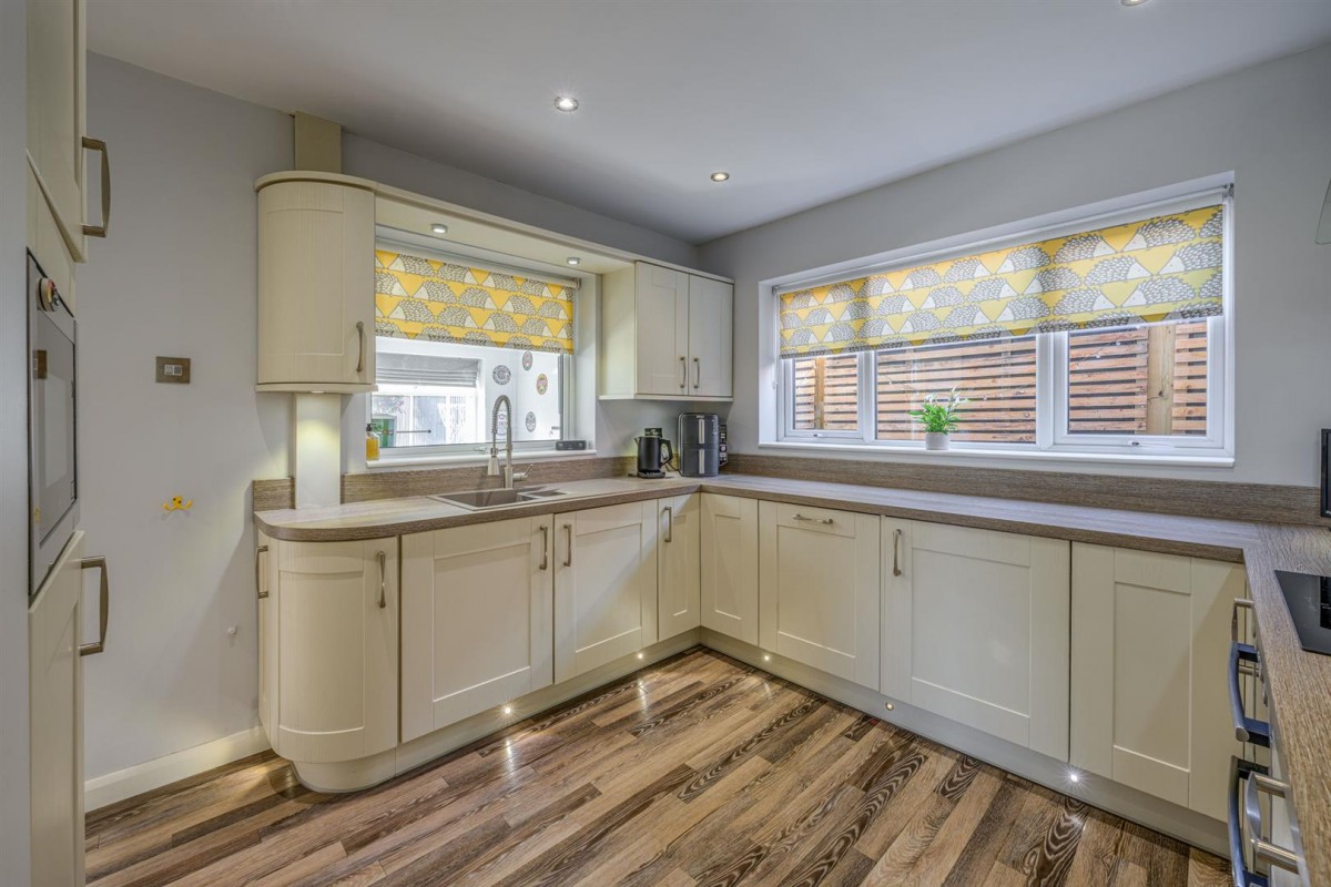 Whitehall Road, Kingswinford, DY6 9DY