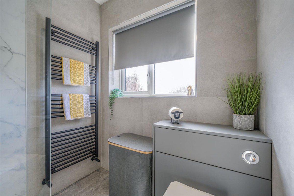 Whitehall Road, Kingswinford, DY6 9DY