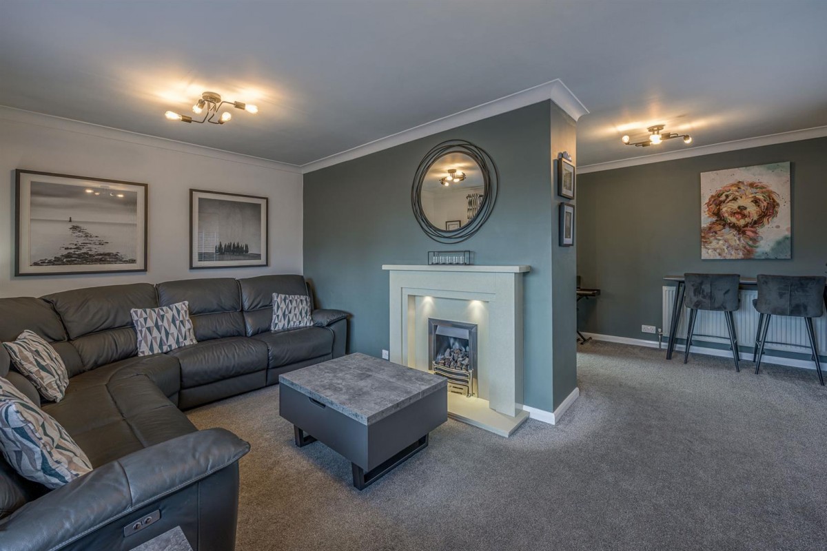 Whitehall Road, Kingswinford, DY6 9DY