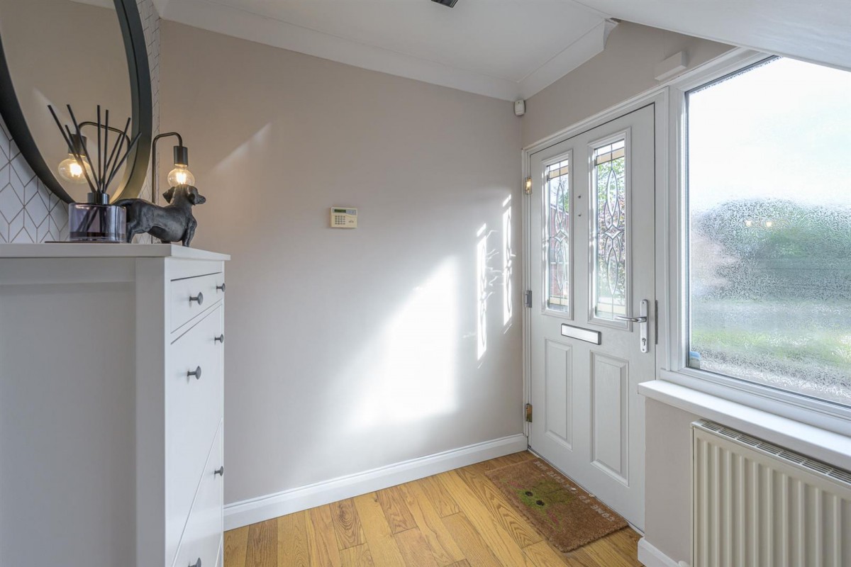 Whitehall Road, Kingswinford, DY6 9DY