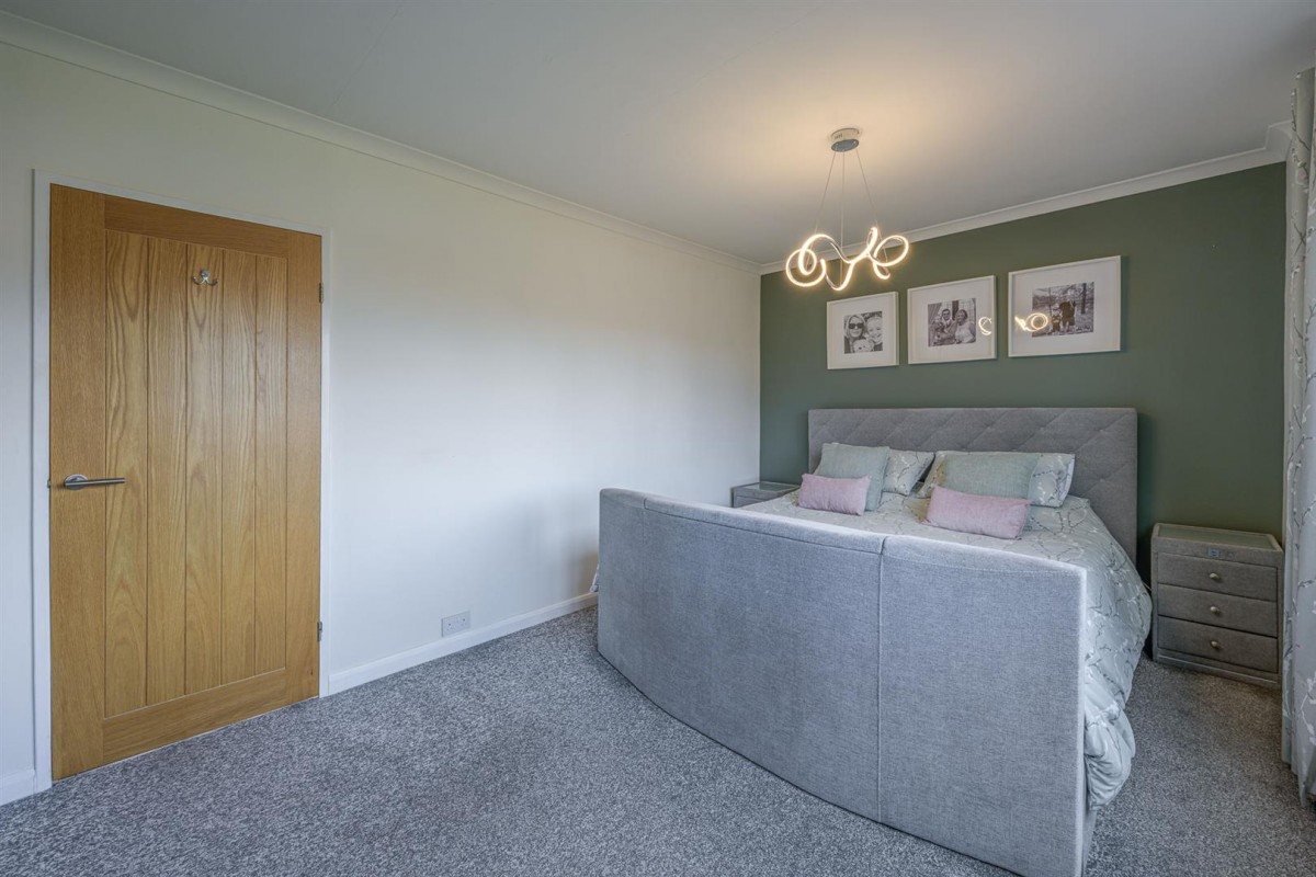 Whitehall Road, Kingswinford, DY6 9DY