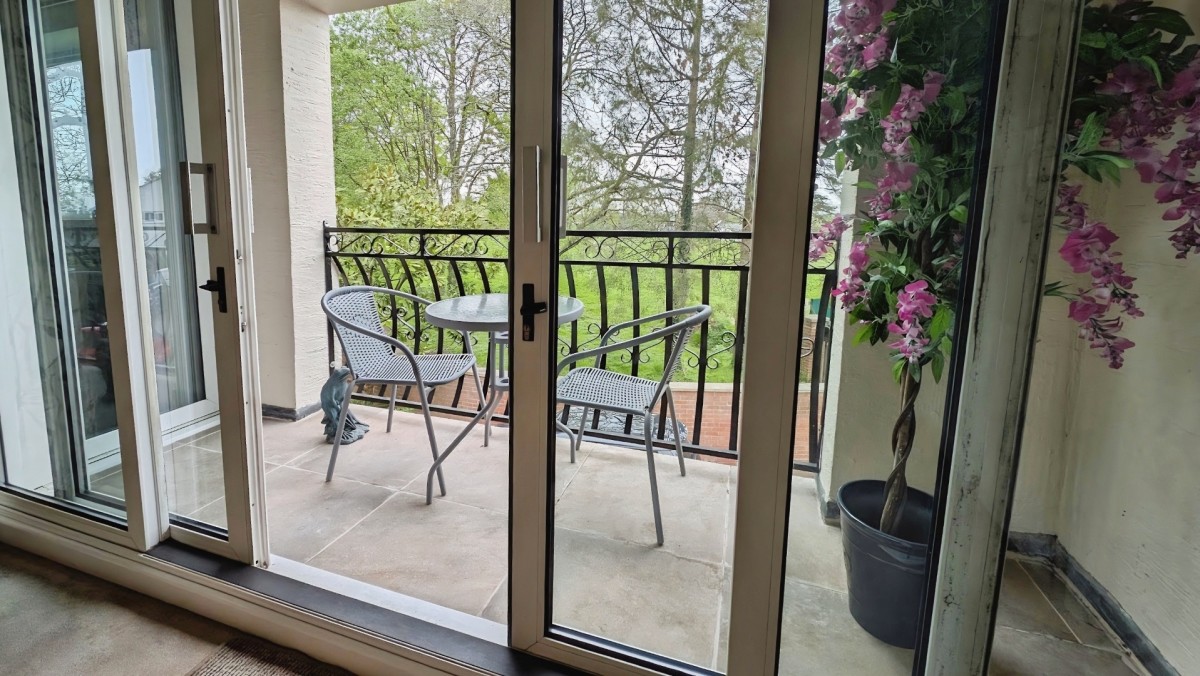 High Street, Winterbourne, Bristol