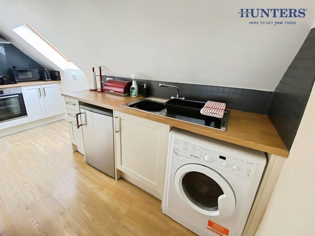 The Lodge, New Penkridge Road, Cannock, WS11 1HN