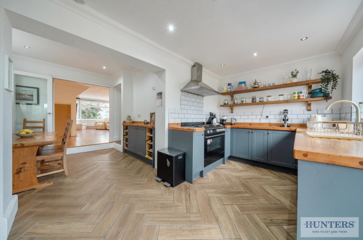 Holmsdale Grove, Bexleyheath, Kent, DA7 6PA