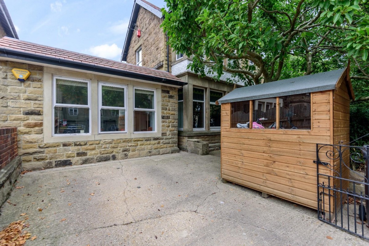 Dragon Parade, Harrogate