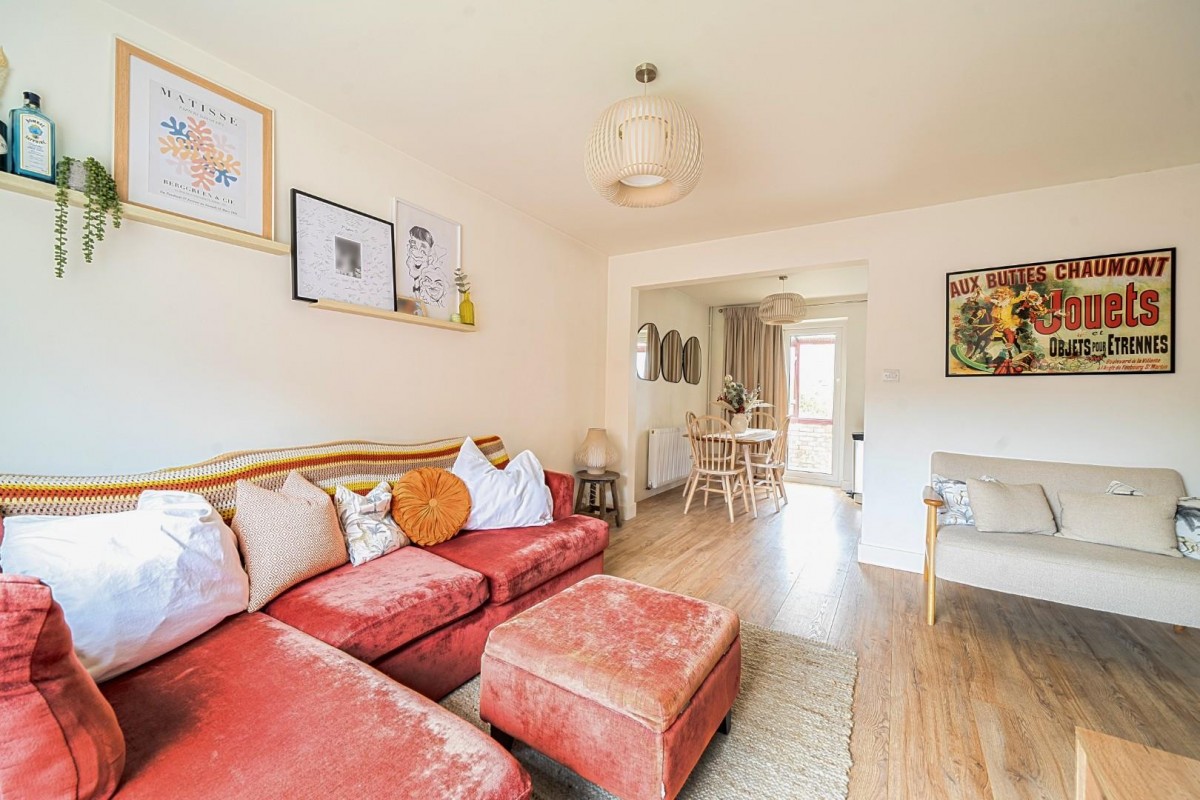 Ash Close, Cam, Dursley