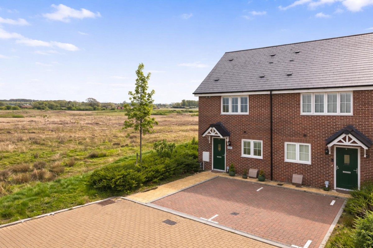 Sanderling Place, Finberry, Ashford