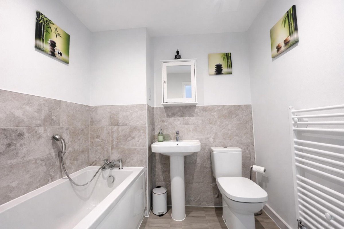 Sanderling Place, Finberry, Ashford