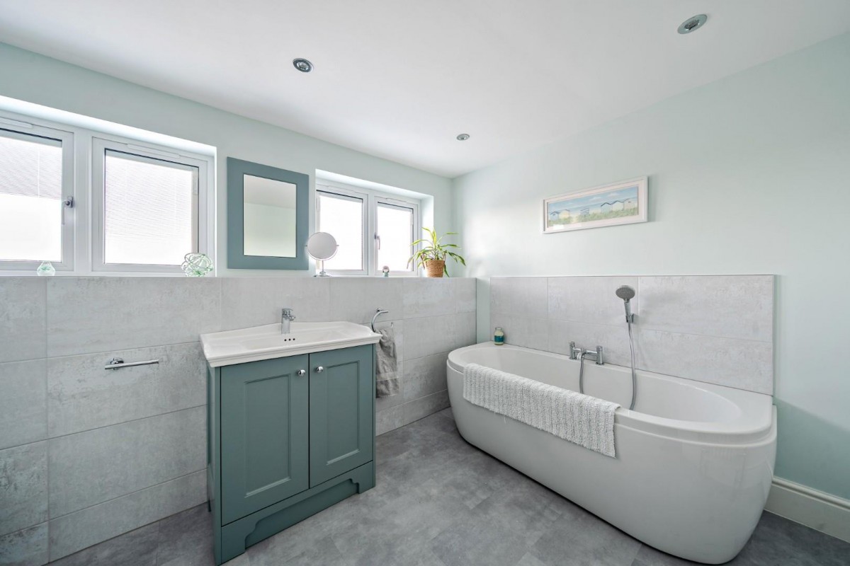 Sapele Lodge, Tockwith Road, York, North Yorkshire