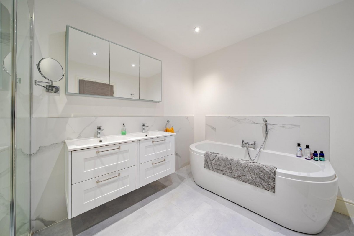 Sapele Lodge, Tockwith Road, York, North Yorkshire