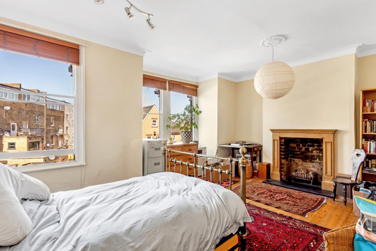 Castlewood Road, London, N16