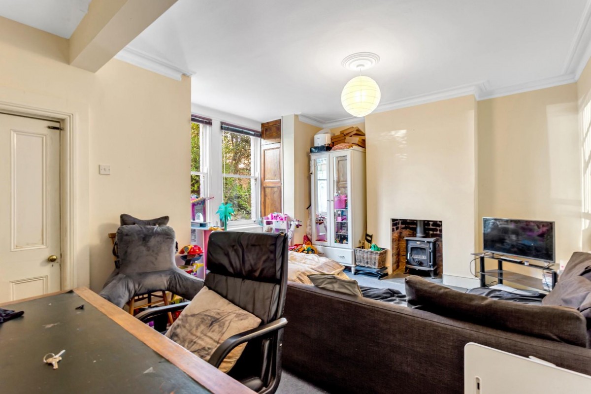 Castlewood Road, London, N16