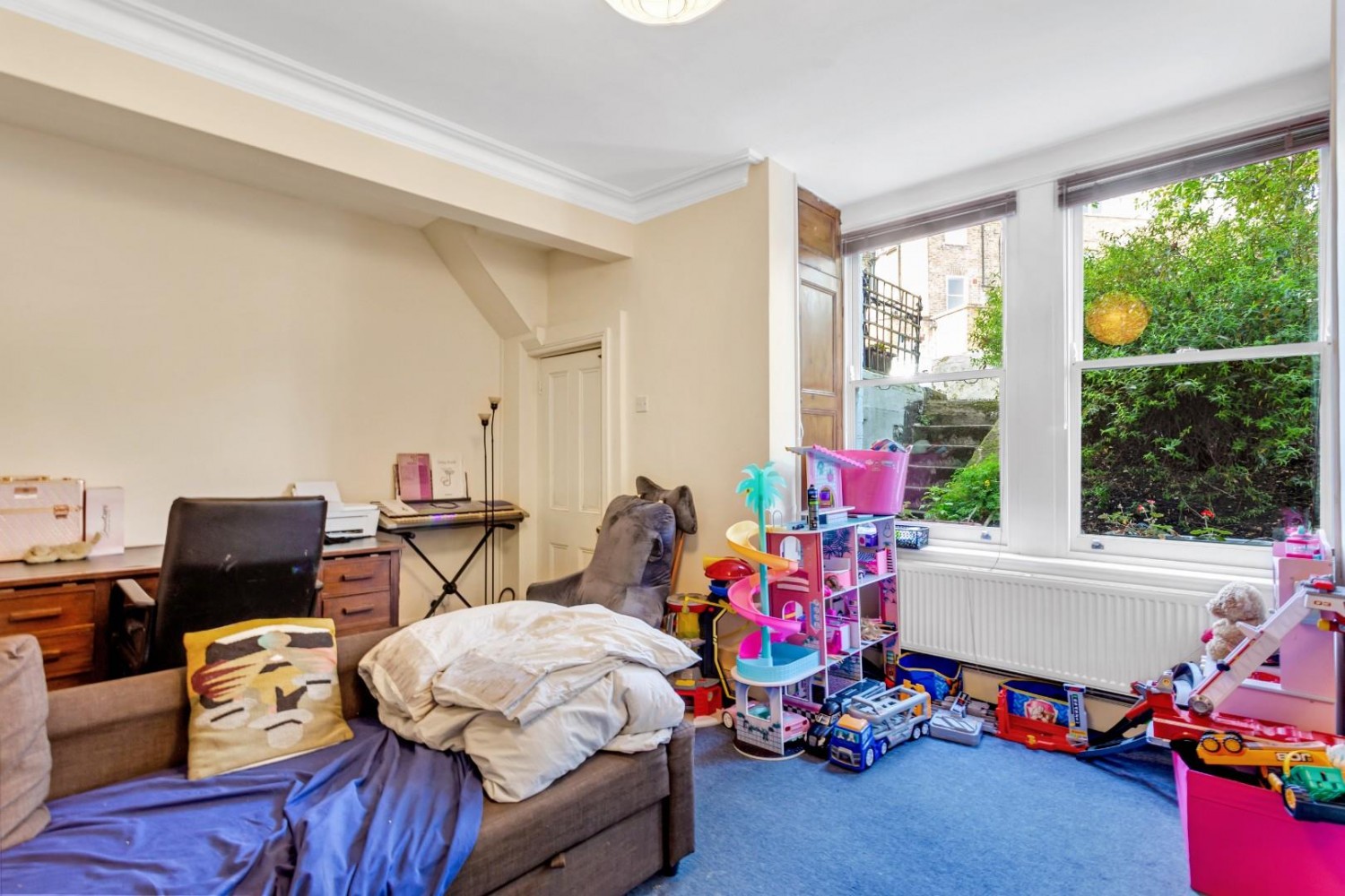 Castlewood Road, London, N16