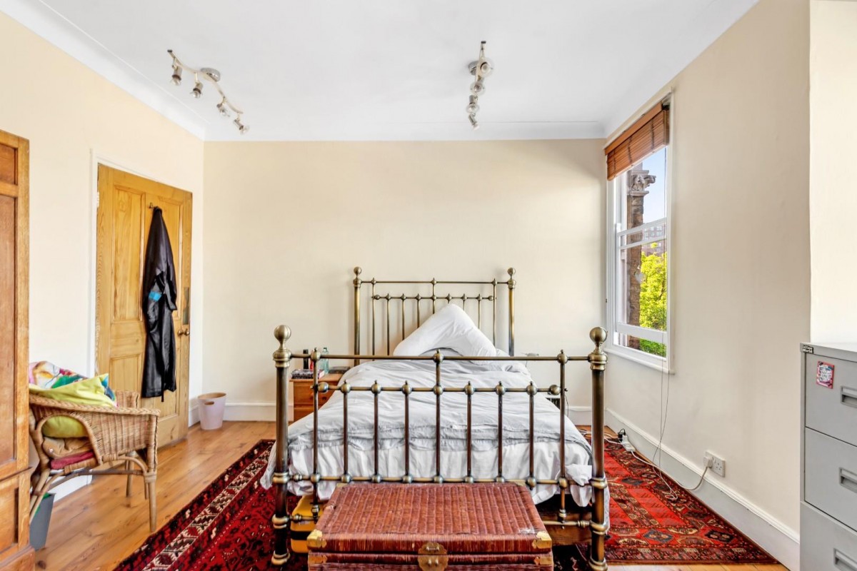 Castlewood Road, London, N16