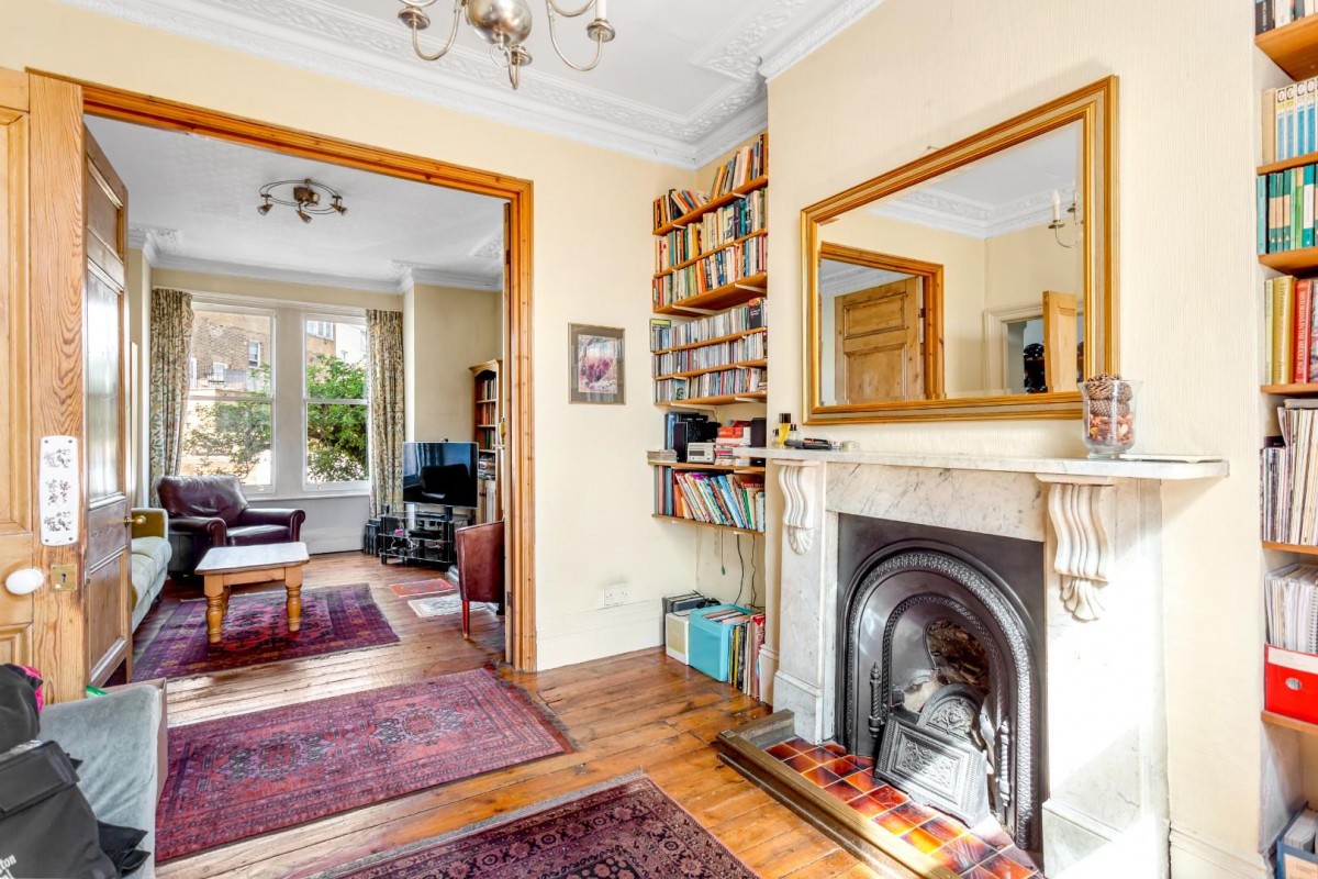 Castlewood Road, London, N16