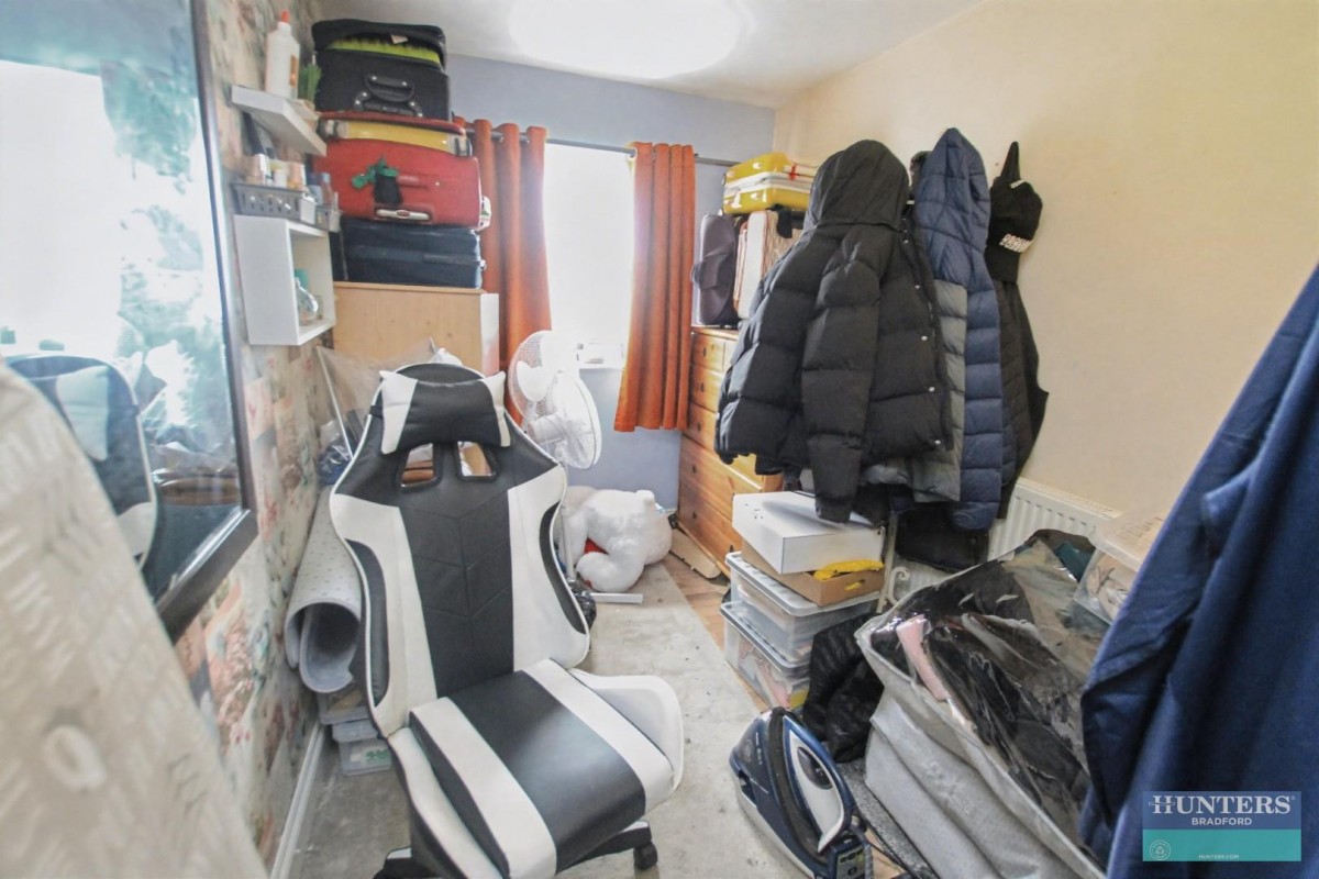 Wrigley Avenue Bradford, BD4 6BB