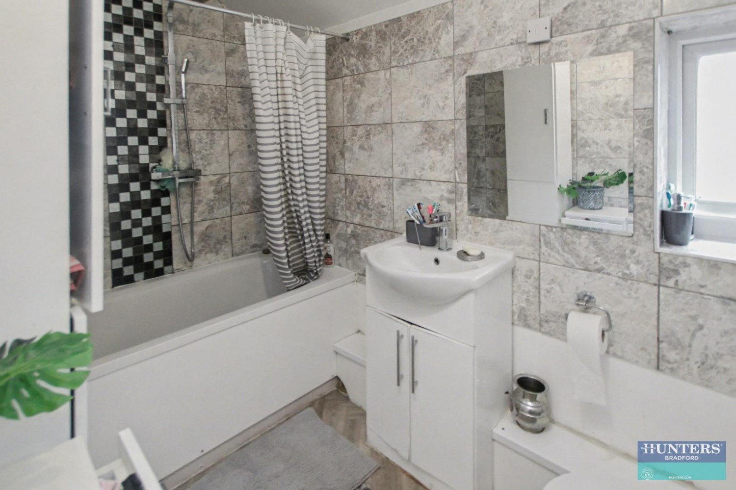 Wrigley Avenue Bradford, BD4 6BB