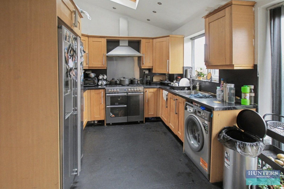 Wrigley Avenue Bradford, BD4 6BB