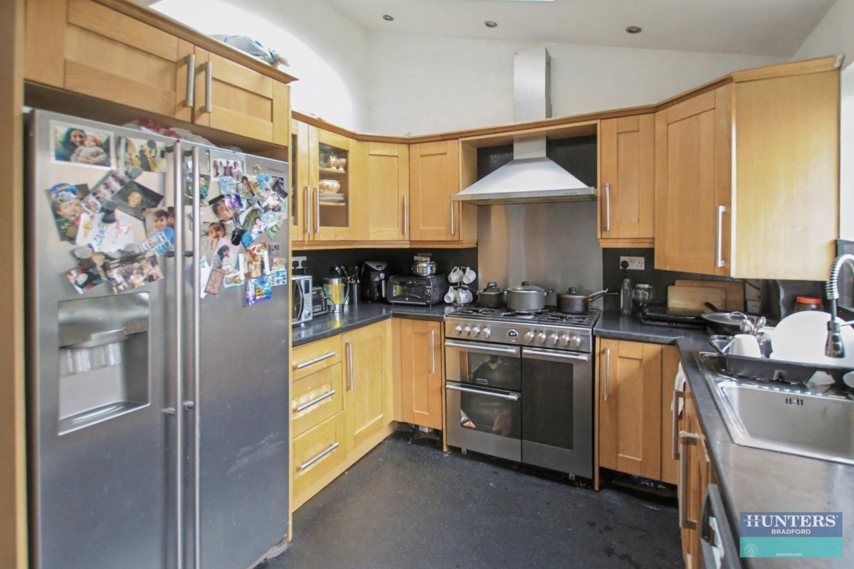 Wrigley Avenue Bradford, BD4 6BB