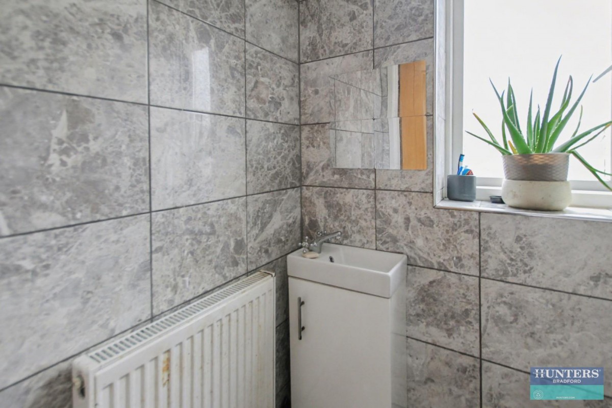 Wrigley Avenue Bradford, BD4 6BB