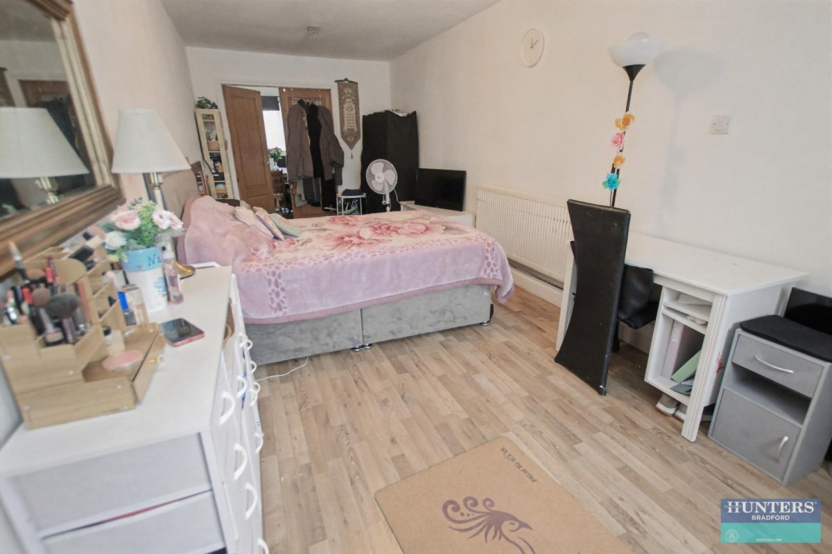 Wrigley Avenue Bradford, BD4 6BB