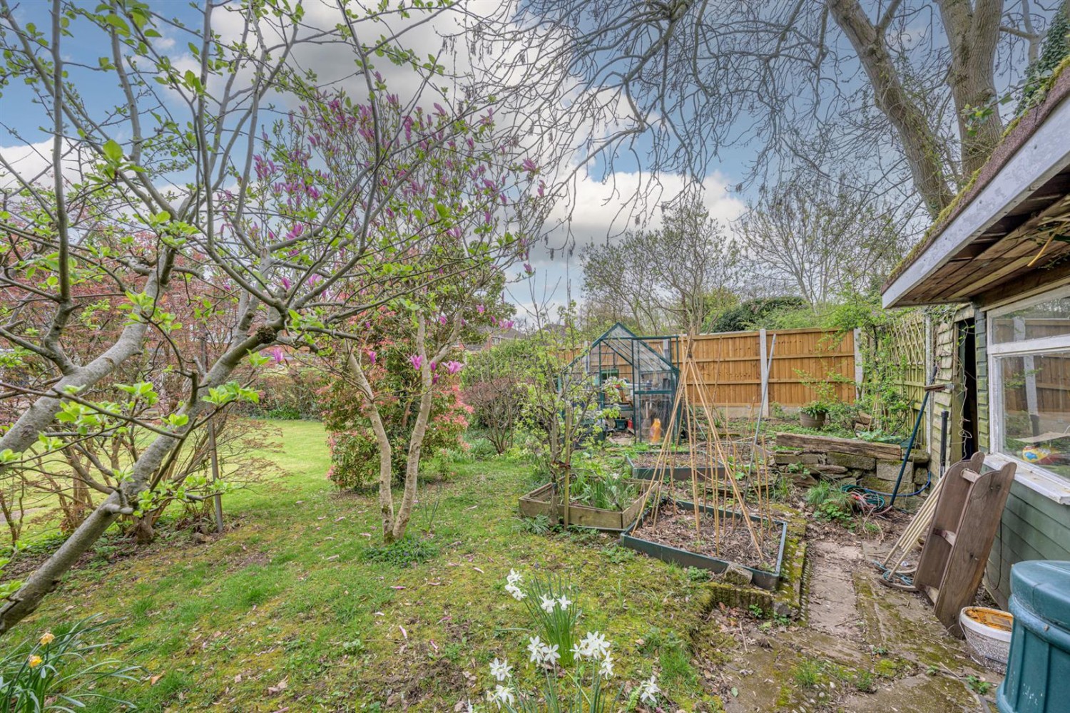 Sandhurst Avenue, Stourbridge, DY9 0XQ