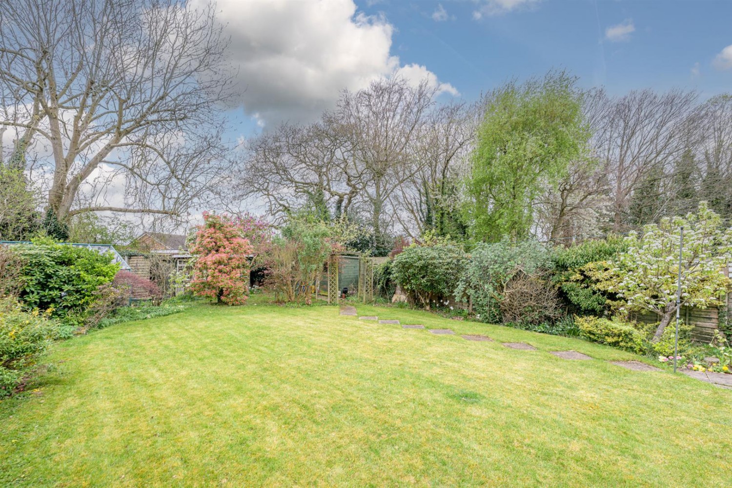 Sandhurst Avenue, Stourbridge, DY9 0XQ