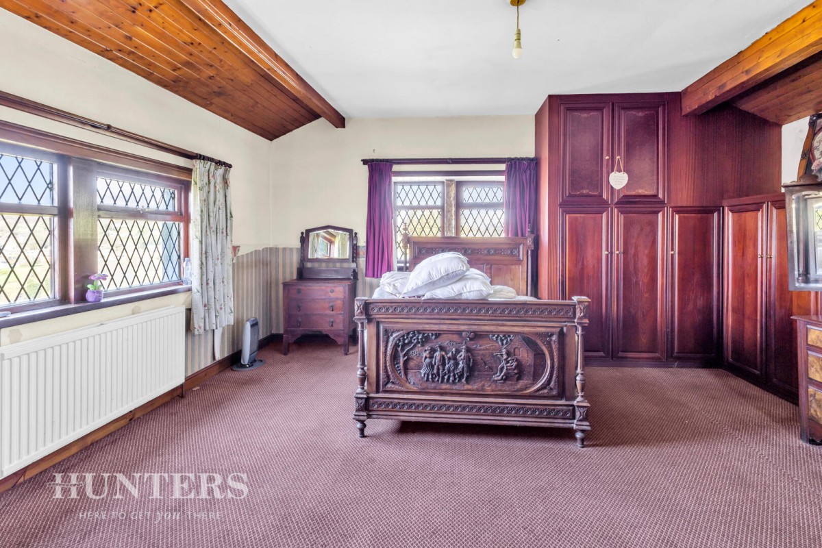 Sladen Fold Farm, Lightowlers Lane, Littleborough, OL15 0LP