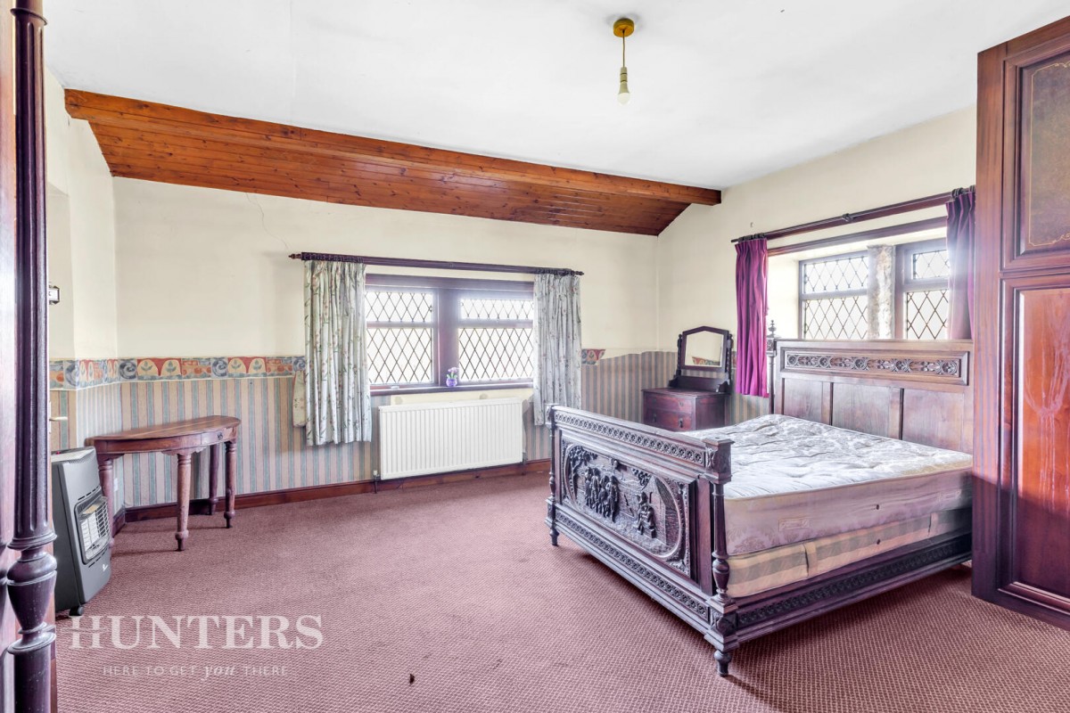 Sladen Fold Farm, Lightowlers Lane, Littleborough, OL15 0LP