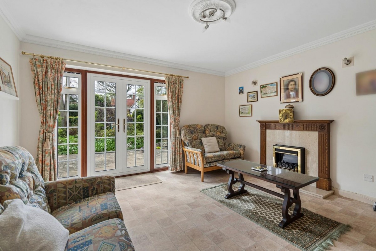 The Leys, Chesham Bois, Amersham, Buckinghamshire, HP6 5NP