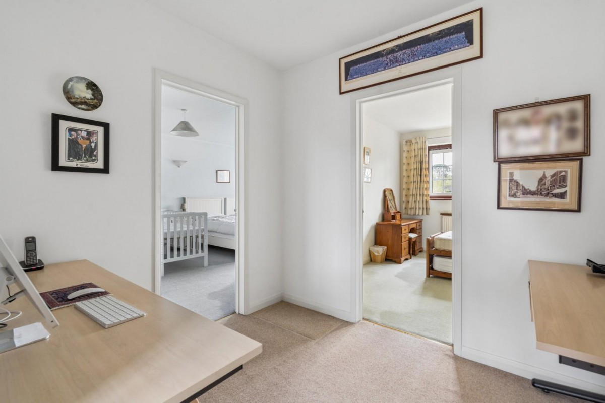 The Leys, Chesham Bois, Amersham, Buckinghamshire, HP6 5NP