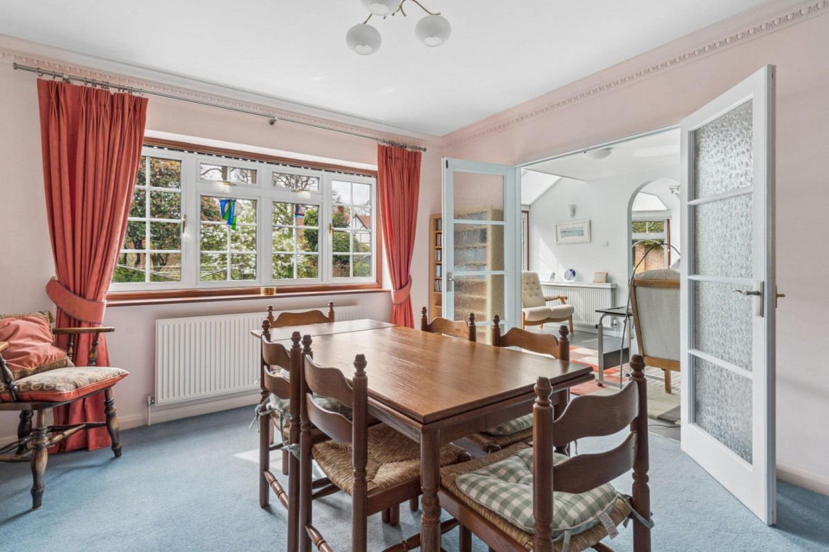 The Leys, Chesham Bois, Amersham, Buckinghamshire, HP6 5NP