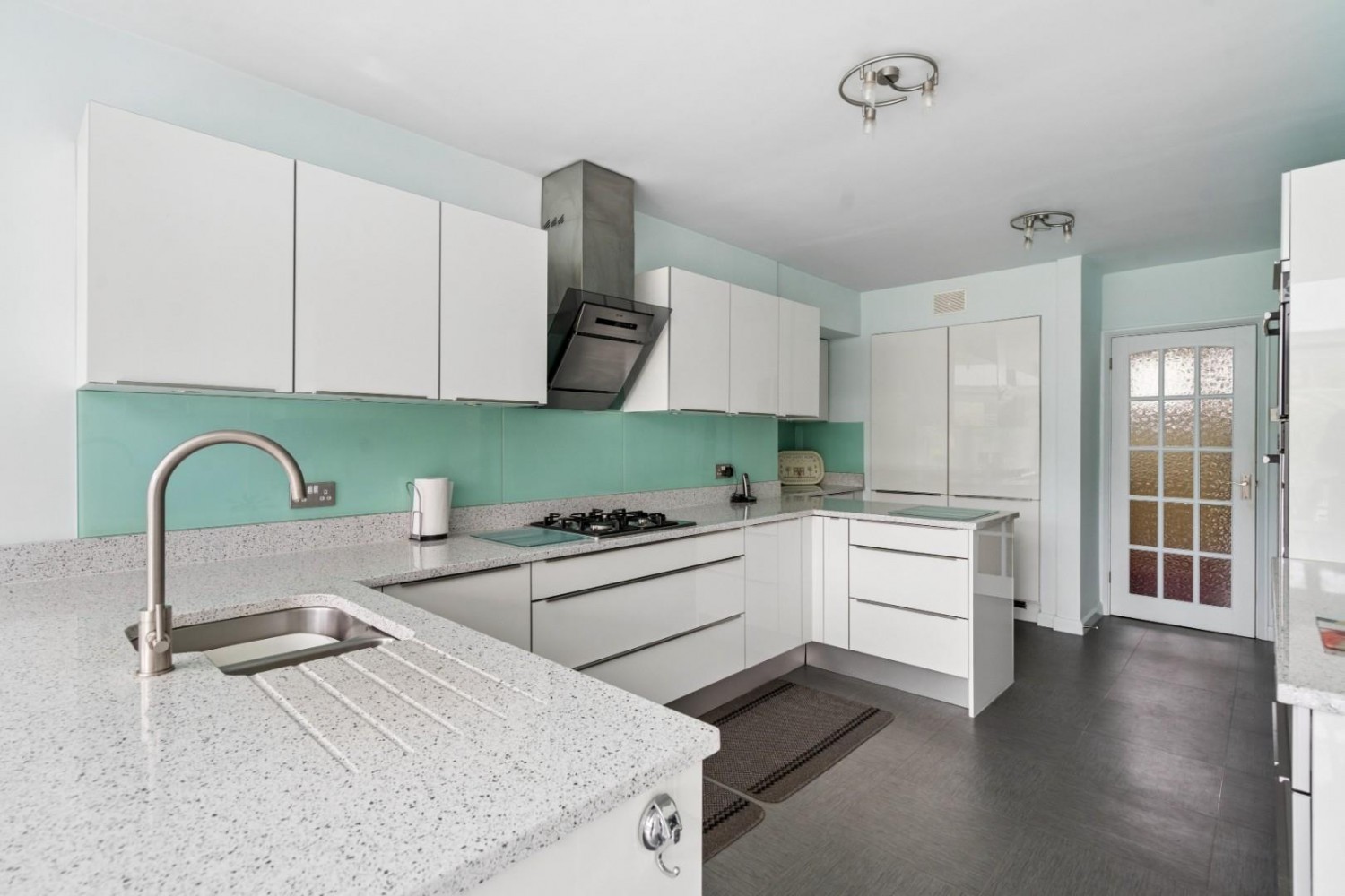 The Leys, Chesham Bois, Amersham, Buckinghamshire, HP6 5NP