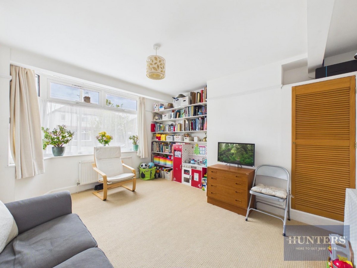 Arle Avenue, Cheltenham