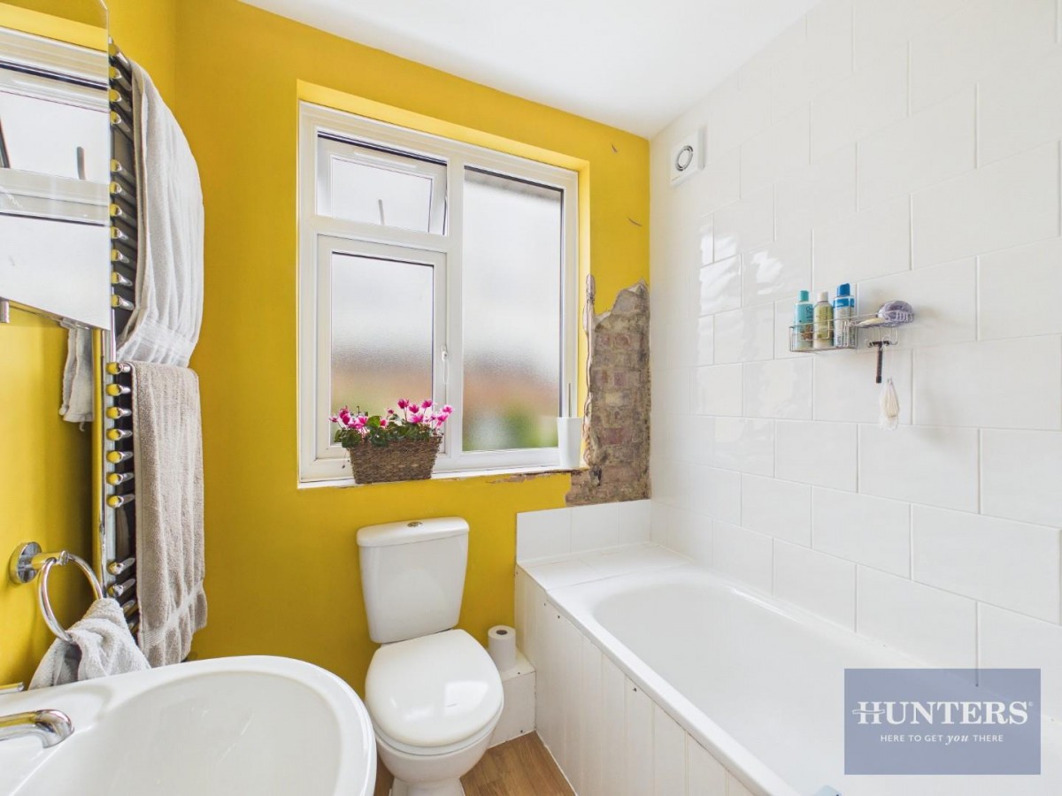 Arle Avenue, Cheltenham