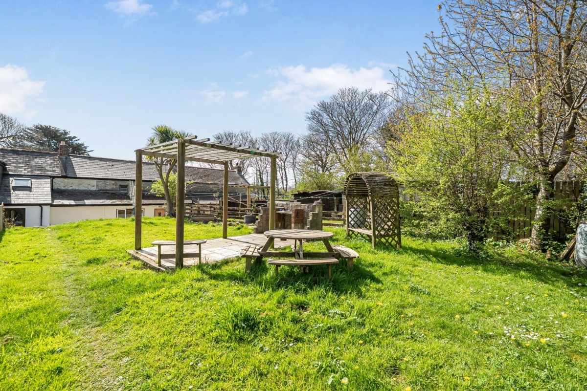Rosewarne Road, Gwinear, Hayle