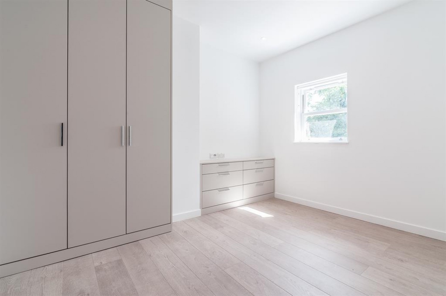 Seven Sisters Road, London, N4